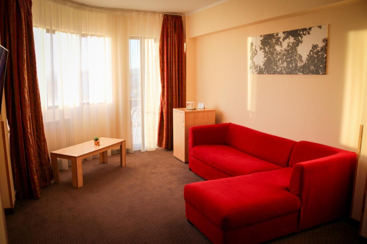 Hotel Clipa Drobeta Turnu Severin Eksteriør billede